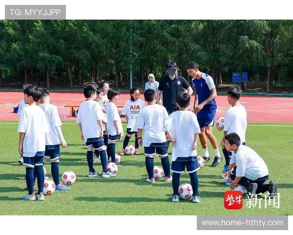 英超俱乐部与国际学校合作,推出足球与文化双轨课程 英超俱乐部与国际学校合作,推出足球与文化双轨课程